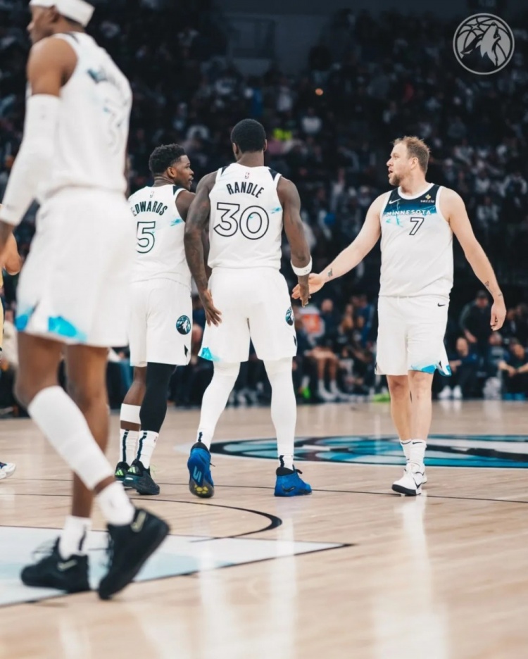 拿0分的NBA首發(fā)，所有人都為他叫好