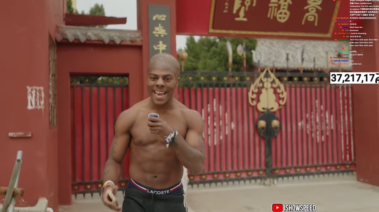 光頭造型！Speed中國行來到鄭州少林寺，上香拜佛學(xué)功夫