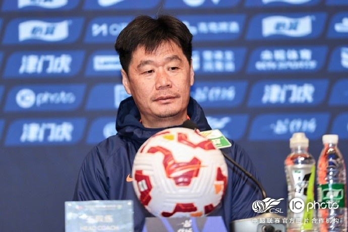 李霄鵬：希望明天比賽能打出一些新的東西，取得一個(gè)好的結(jié)果