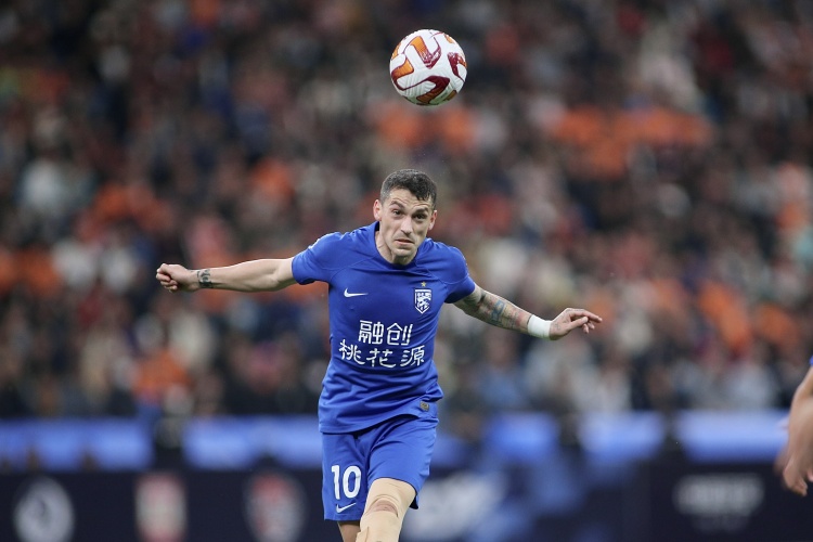 斯基拉：中超舊將斯坦丘接近免簽加盟熱那亞，合同期限到2027年
