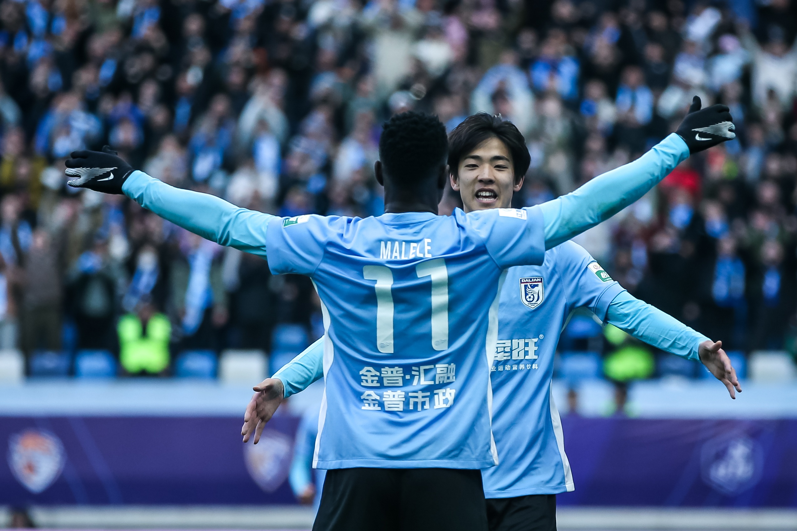 青春風暴刮起來！19歲朱鵬宇&18歲王鈺棟處子球 19歲李新翔1射2傳